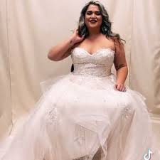 Weitere ideen zu braut, brautkleid, schöne hintern. 9h46ipvya9mwm