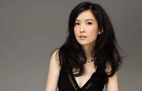 Vivian Chow My Husband Is More Important Than Myself In 2020 Beauty Chow Chow Vivian