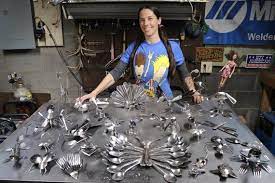 How To Weld Silverware Animals Metal Art Welding Projects Book Sculptor Barbie The Welder Sculpture Welded Scrap Easy Welding Projects Metal Art Welding And Fabrication