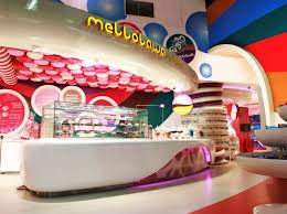 Candylawa Candy Store By Red Design Group Riyadh Saudi Arabia Retail Design Blog Candy Store Red Design Creative Candy