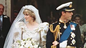 La manera en que la serie de netflix retrató el inicio del romance entre el príncipe y la duquesa de cornualles. La Devastadora Confesion Del Principe Carlos A Lady Di La Noche Anterior A Su Boda Gente Entretenimiento El Universo