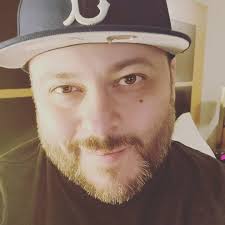 Do steam rooms help with fatty liver?