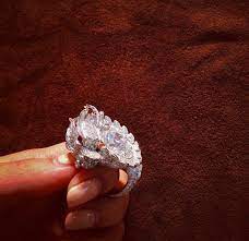 Graff Diamond Dragon Ring Instagram Most Expensive Jewelry Dragon Ring Expensive Jewelry
