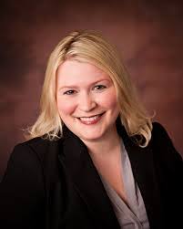 Donna Ewert's Instagram, Twitter & Facebook