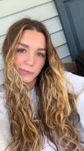 Amanda Dufrene's Instagram, Twitter & Facebook