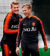 Op sociale media laten verschillende sterren van zich horen nadat oranje in de achtste martin koolhoven neemt het vooral bondscoach frank de boer kwalijk. De Jong Opmars Oranje Komt Echt Niet Alleen Door Mij Hoor Foto Ad Nl