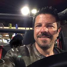 Do rewards points show up instantly?