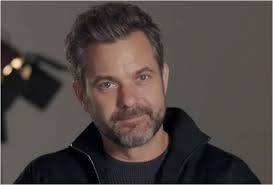Joshua Jackson cria perfil em 'Tinder dos famosos' após rumores de affair  com atriz de 'Bridgerton'
