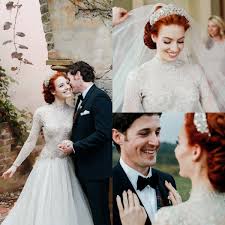 Now, fans have noticed that dana actually got. The Wiggles Newlyweds Emma And Lachy Share Exclusive Pics From Their Wedding With New Idea New Idea Magazine Scoopnest