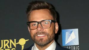 Joel McHale News & Biography