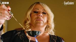 Sharon POISONS Ian Beale! 🧪