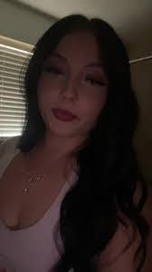 Kyra Hendricks's Instagram, Twitter & Facebook