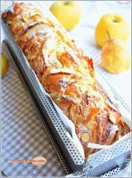 Gateau Tres Gourmand Aux Pommes Poires Amandes Et Caramel Au Beurre Sale Recettes De Cuisine Gateau Pomme Poire Gateau Au Poire