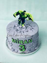 Nutzen sie unsere vielfã¤ltigen ideen zum dekorieren einer sensationellen ãœberraschungstorte oder eines leckeren geburtstagskuchens, denn das auge nascht. Hulk Cake Hulk Cakes Cake Desserts