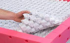 Matratzen aus kaltschaum und taschenfederkern unterscheiden sich besonders in zweierlei hinsicht. Taschenfederkern Matratzen Werkmeister