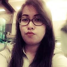 Elisa Devita Sari (@SariThoni)