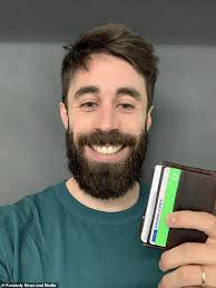 Good Samaritan uses 1p bank transfers to contact man who lost his wallet