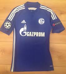 The best source for finding out about all the schalke 04 2020/2021 football shirts. Fc Schalke 04 Home Camiseta De Futbol 2015 2016 Sponsored By Gazprom