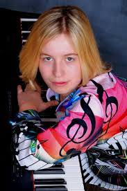 Rising Stars: Meet Mamason