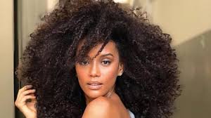 Her first prominent role on television was in 1996 as protagonist of t. Tais Araujo Fala Sobre Como A Relacao Com O Cabelo Mudou Ao Longo Dos Anos Noticias Sobre Famosos Giro Marilia Noticias