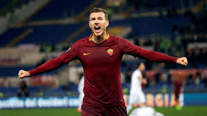 İtalya'nın köklü ekii roma'nın yıldız forveti edin dzeko'nun fenerbahçe için i̇stanbul'a geldiği iddia. Edin Dzeko Fenerbahce Icin Geldi