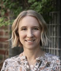 Kirsten Ford's Instagram, Twitter & Facebook