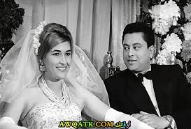 ولدت شريفة ماهر في منطقة حلوان في القاهرة في عام 1932، تخرجت من إحدى المدارس الفرنسية، ثم اكتشفها الموسيقار الكبير محمد عبد الوهاب، وتعاقد معها . Ø´Ø±ÙŠÙØ© Ù…Ø§Ù‡Ø± Ø¯ÙŠØ§Ù†ØªÙ‡Ø§ Ø¹Ù…Ø±Ù‡Ø§ Ø­ÙƒØ§ÙŠØªÙ‡Ø§ Ù…Ø¹ Ø§Ù„Ù…Ø®Ø§Ø¨Ø±Ø§Øª ÙˆØµÙ„Ø§Ø­ Ù†ØµØ± ÙˆØµÙÙˆØª Ø§Ù„Ø´Ø±ÙŠÙ