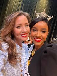 Ashley White (@therealashleywhite) • Instagram photos and videos