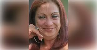 Cari Nieves's Instagram, Twitter & Facebook