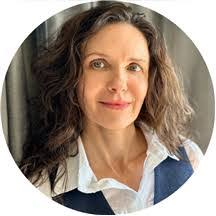 Krista Meeks's Instagram, Twitter & Facebook