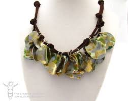 Here you go, enjoy making this project for yourself! How To Recycled Gift Card Necklace Make