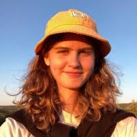 60+ perfiles de «Isha»