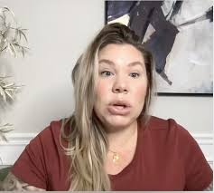 Teen Mom Kailyn Lowry admits she's 'crying' and 'emotional all the time' as  fans are convinced she's pregnant with twins