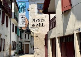 Manufacture De Berets Products Of Bearn In Orthez Guide Bearn Pyrenees