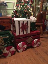 Pin By Kathy Brown On My Christmas Crate Train Christmas Decorations Diy Outdoor Holiday Crafts Christmas Decor Diy