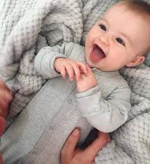 Walaupun masih kecil, arsy ini udah jadi salah satu selebgram indonesia, loh. Pin Oleh Clara Di Boys Clothing Demam Bayi Gambar Bayi Lucu Bayi Lucu