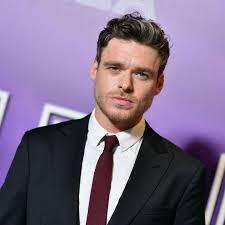 Born and raised in elderslie near glasgow, madden was cast in his first role at age 11 and made his screen acting debut in 2000. Game Of Thrones Star Richard Madden Am Ende Werden Alle Sterben Stern De