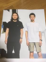 Towards the stuffy hostile takato, azumaya's sincere sparkling smile. ã‹ãŒå±‹ è³€å±‹ Twitterren èŠ¸äººèŠ¸äººèŠ¸äºº æœ¬æ—¥ç™ºå£²ã§ã™ è£è¡¨ç´™ã‚'é£¾ã‚‰ã›ã¦ã„ãŸã ãã¾ã—ãŸ æã‚Œå¤šã„ã§ã™ãŒå¤§å¤‰å¬‰ã—ã„ã§ã™ æ˜¯éžãŠè²·ã„æ±‚ã‚