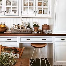 See reviews, photos, directions, phone numbers and more for the best cabinet makers in louisville, ky. Hanna Seabrook Louisville Kentucky Home Southern Living Magazine Country Kitchen White Cabinetry Open Shelving Butcher Block Counter Tops Bar Cart Wicker Tray Katie Considers