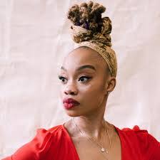 Carolyn Devore's Instagram, Twitter & Facebook