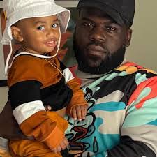 Uriah Kim's Instagram, Twitter & Facebook