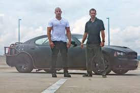 The fast and the furious series has become too much about action and gun fighting, and not enough about street racing and cars. Cineclub Filmkritik Fast Furious Five