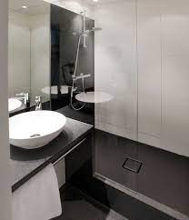 Rausfinden das neueste bilder von badezimmer motel one hier, so du können haben sie die bild hier einfach. Motel One Wechselt Zu Email Duschflachen Tga Fachplaner