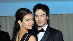 Die schauspielerin nina dobrev spielte die rolle von elena gilbert in der serie vampire diaries von 2009 bis 2015, 2017. Ian Somerhalder Twitter Liebesbotschaft An Nina Dobrev Bunte De