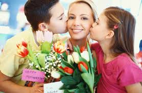 Notre sélection d'idées cadeaux fera de vous son enfant préféré à coup sûr ! Fete Des Meres 2020 A Quelle Date Est Elle Prevue