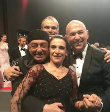 Attrice, cantante, autrice, regista, artista di palcoscenico. Lina Sastri Eta Altezza Peso Fidanzato Figli Caffeina Magazine