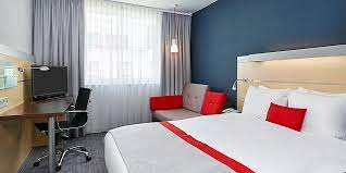 View deals for holiday inn berlin city west, including fully refundable rates with free cancellation. Hotels In Berlin City Centre Holiday Inn Express Berlin City Centre