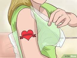 Wann darf man wieder duschen? Mit Einem Neuen Tattoo Duschen 15 Schritte Mit Bildern Wikihow