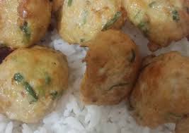 Bakso umumnya dibuat dari campuran daging sapi giling dan tepung tapioka, tetapi ada juga bakso yang terbuat dari daging ayam, ikan, atau udang bahkan daging kerbau. Menakjubkan Rupanya Begini Langkah Mudah Untuk Menyajikan Resep Pentol Sayur Goreng Yang Enak Banget Simpel Dan Bisa Manjain Lidah Mari Kita Masak