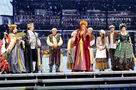 Zemřela hvězda tří oříšků pro popelku, připomněl už v titulku zprávy portál německé mediální skupiny rnd. Show Tri Orisky Pro Popelku Ma Takovy Uspech Ze Se Pridavaji Jarni Predstaveni Tojesenzace Cz